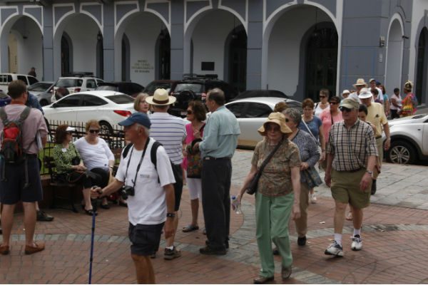 De acuerdo con datos de la Cámara de Comercio, Industrias y Agricultura de Panamá (CCIAP), el movimiento de turistas se contrajo 76.4% en 2020, mientras la actividad de hoteles y restaurantes cayó en un 55.8%. Foto: Cortesía