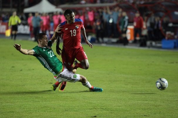 Alberto "Negrito" Quintero en un partido contra México. Foto:Anyansi Gamez