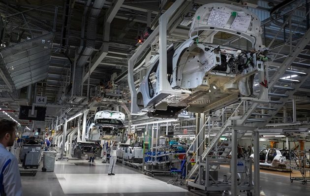Los analistas consultados indicaron que la previsión de crecimiento del PIB para Latinoamérica en 2021 será del 4.3%. EFE