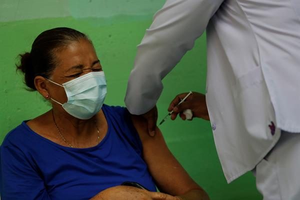 Hasta este sábado se han administrado 939.728 dosis de la vacuna contra la covid en Panamá.