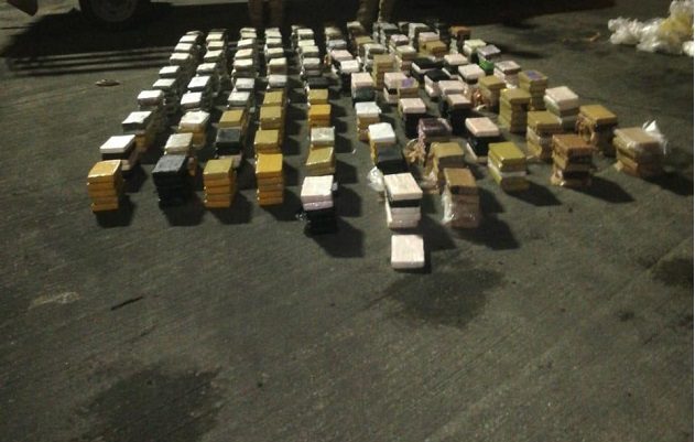 La supuesta droga decomisada en Colón estaba oculta en dos contenedores en el Puerto de Cristóbal. Foto: Cortesía Senan