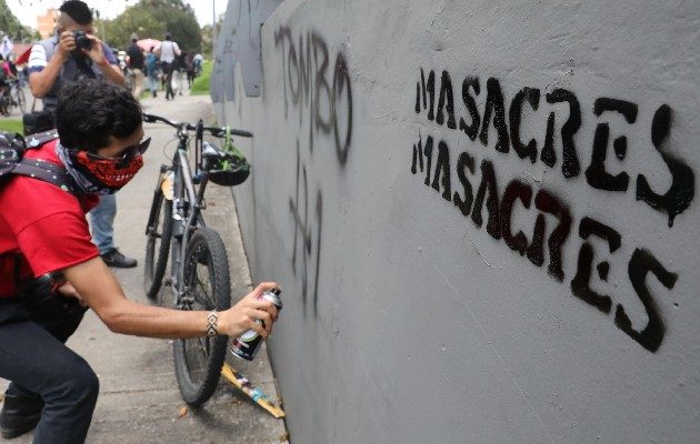 La matanza ocurrió en una hacienda cafetera y entre las víctimas hay recolectores de café, el administrador de la finca y una mujer que desempeñaba labores de cocina.  Foto: EFE