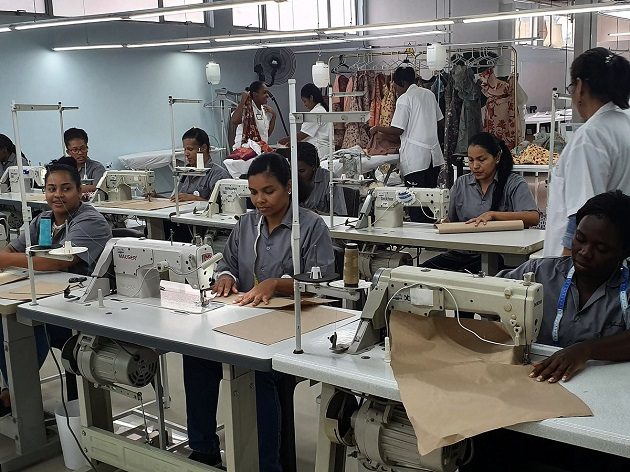 En Centroamérica "aún tenemos una brecha importante de acceso a las mujeres a créditos y apoyos financieros. EFE