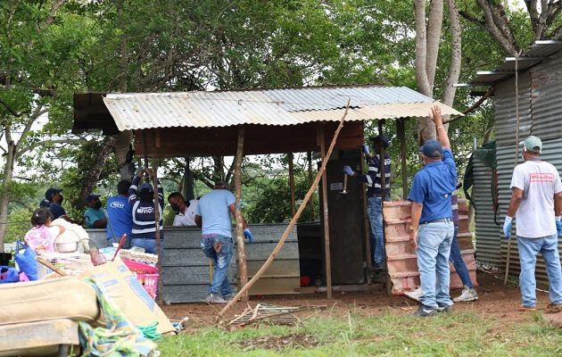 Unas 239 familias de invasores, de 300,  aceptaron ir al sector de Las Mendozas. Foto: Cortesía @rparedesrobles 