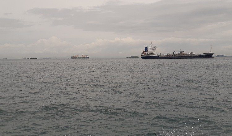 Hasta hoy se espera mar picado en el litoral Pacífico. Archivo