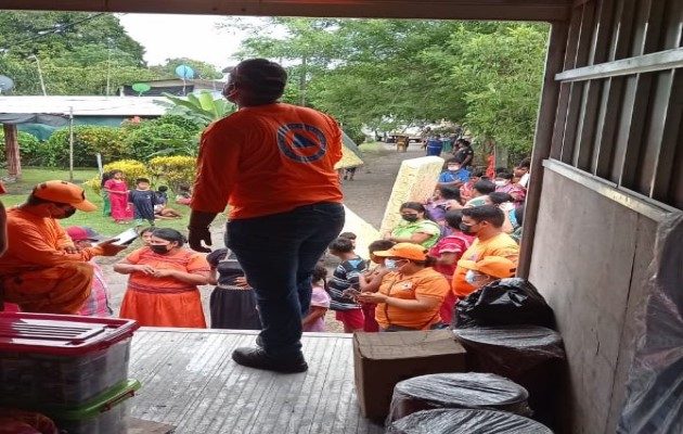 El personal del Sinaproc se trasladó al lugar. Foto: Cortesía Sinaproc