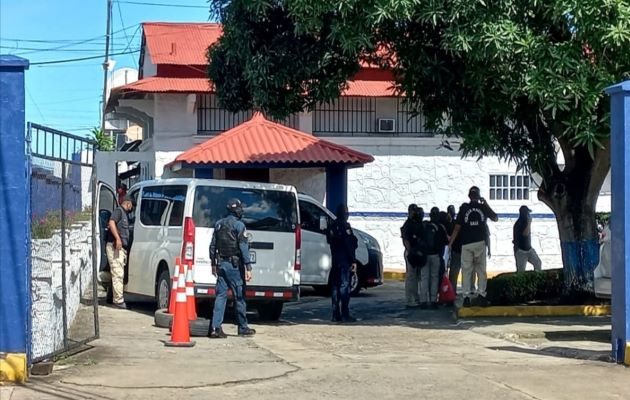 El comisionado Carlos Valencia, director de Investigación Judicial, indicó que para esta operación se utilizó un recurso de 150 unidades policiales, algunas de ella provenientes de la provincia de Panamá. Foto: Thays Domínguez