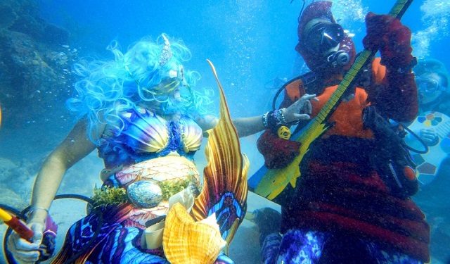 El festival se celebró en el Santuario Marino Nacional de los Cayos. Foto: EFE