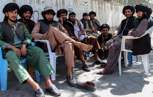 "Estamos en la etapa inicial de la gobernanza", advierten talibanes tras la caída de Afganistán. Foto: EFE