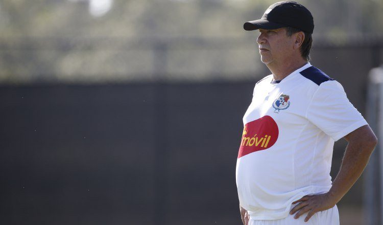 Hernán "El Bolillo" Gómez dirigió a Panamá. Foto: EFE