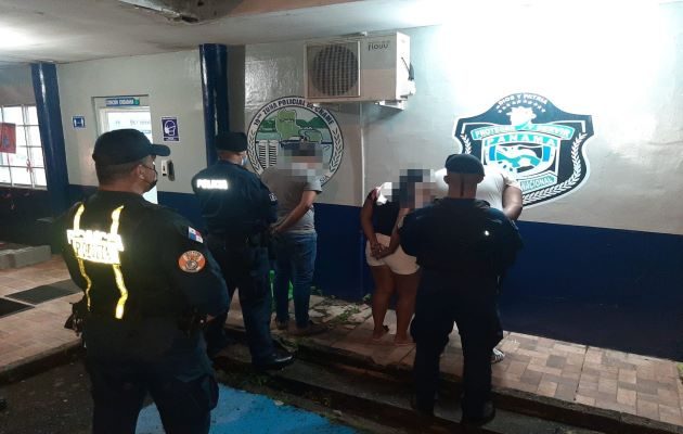 Tres personas detenidas en Capira con sustancia ilícita. Foto: Proteger y Servir