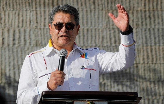 Nicaragua y Honduras firman el "Tratado Integracionista del Bicentenario". Foto: EFE