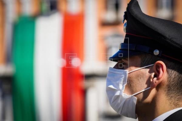 Italia acumula 4,782,802 contagios desde que comenzó la pandemia en el país en febrero de 2020 y de ellos 132,224 han fallecido. Foto: EFE