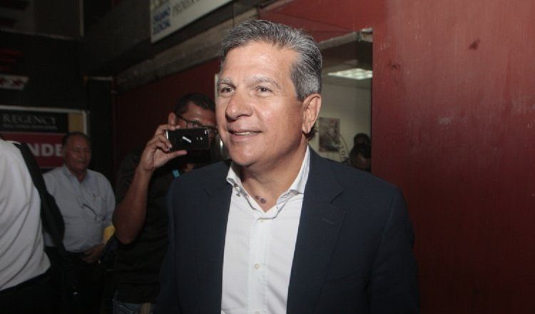 José Luis Varela.
