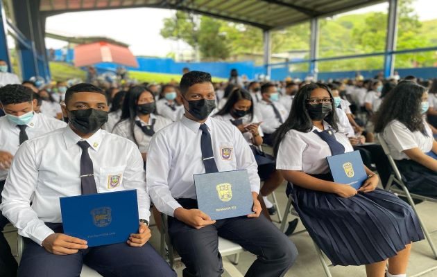 Los actos de graduación 2021 iniciaron el pasado 13 de diciembre y se extenderán hasta el 30 de diciembre. Foto: Cortesía Meduca