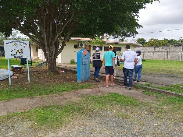 En una última inspección a un albergue en Tocumen, siguieron encontrándose irregularidades. Foto de Cortesía Defensoría del Pueblo
