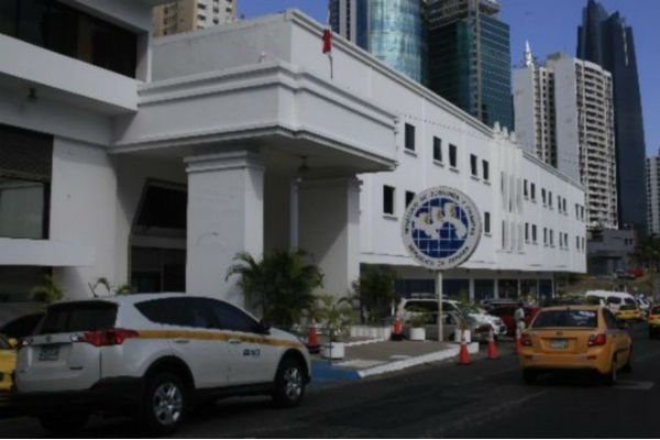 Con esta emisión, Panamá disminuye su riesgo de refinanciamiento y mejora los indicadores de crédito y mercado, según el MEF. Foto: Archivo