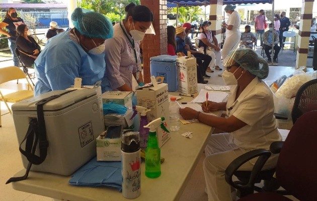 Las autoridades aplicaron 29,282 pruebas para una positividad de 36.3%. Foto: Cortesía Minsa