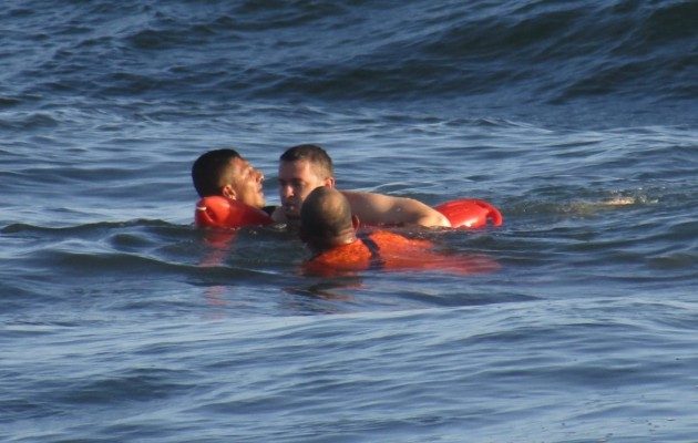 El venezolano estaba siendo arrastrado por las corrientes en Playa la Barqueta. Foto: Mayra Madrid