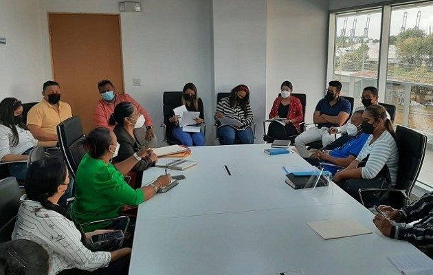 El Meduca los natariegos recibieron "respuestas satisfactorias" por funcionarios y empresa contratista. Foto: Cortesía