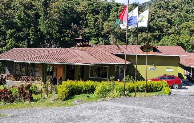 El Servicio Nacional de Protección Civil estiman que durante estas fechas unas 5 mil personas visitaran la playa de Las Lajas. Foto. José Vásquez