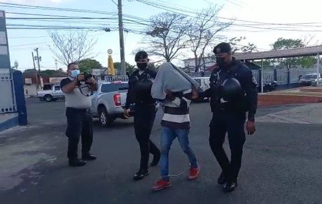 Edgar Franco Terrado alias "Tom" , fue detenido en Playa Leona. Foto. Eric Montenegro