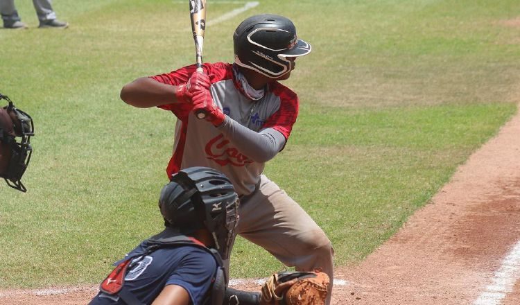 Coclé se impuso a Veraguas y aseguró su boleto a semifinales. Foto: Fedebeis