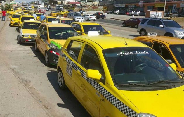 Hay más de 47 mil cupos de taxis, según estadísticas de la Autoridad del Tránsito (ATTT). Foto: Archivo