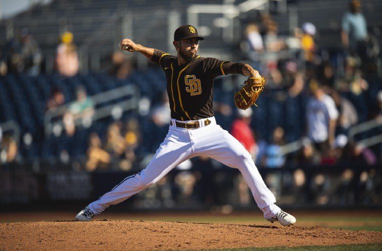El lanzador chiricano Javier "Javi" Guerra, jugará para los Tampa Bay. Foto Twitter