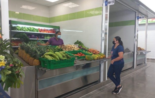 Los comerciantes precisan que requieren de mayor publicidad. Foto. Thays Domínguez