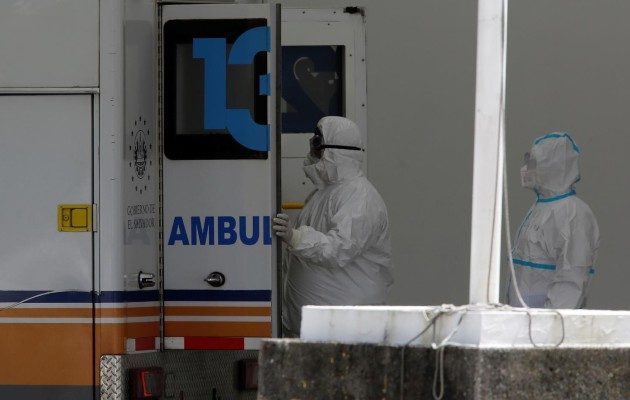 El Minsa señala que hay 36 pacientes ingresados por el coronavirus en las Unidades de Cuidados Intensivos (UCI). Foto: EFE