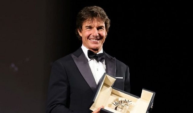 Tom Cruise con una Palma de Oro de Honor. Foto: @festivaldecannes