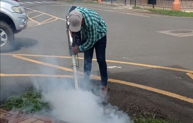 Al menos 300 predios fueron inspeccionados recientemente, como parte de las acciones realizadas por el Departamento de Control de Vectores. Foto. Thays Domínguez