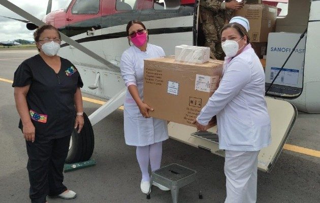El Programa Ampliado de Inmunización (PAI) recibió un nuevo lote con 250 mil 700 dosis de la vacuna Pfizer. Foto: Cortesía