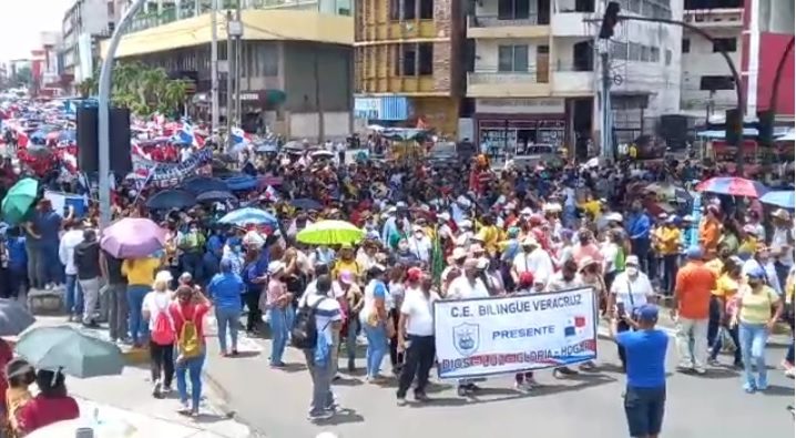 Este viernes se cumplieron dos semanas de protestas, las que iniciaron en Santiago y David. Foto: Francisco Paz