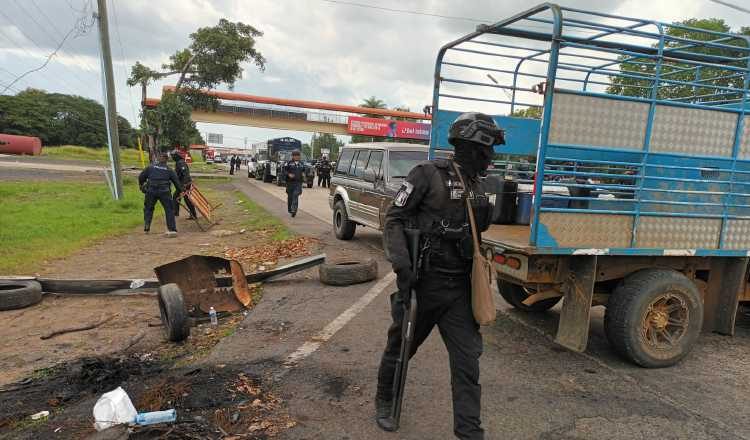 Sectores empresariales y la sociedad general exigen puntos de acuerdos que pongan fin a las crisis social y económica que vive el país.  Foto:Melquiades Vásquez