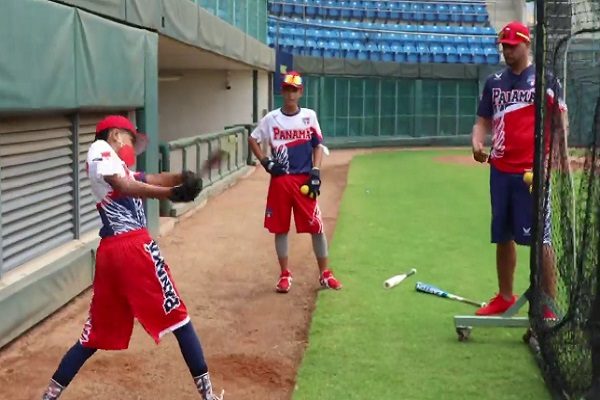 Panama U12 con entrenamientos en el bateo. F