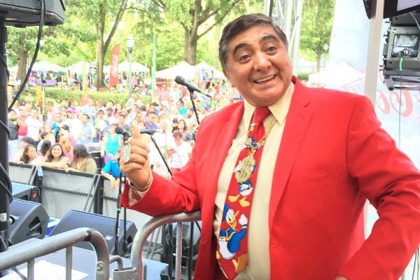 Carlos Bonavides llegó al hospital con una deshidratación severa. Foto: Instagram