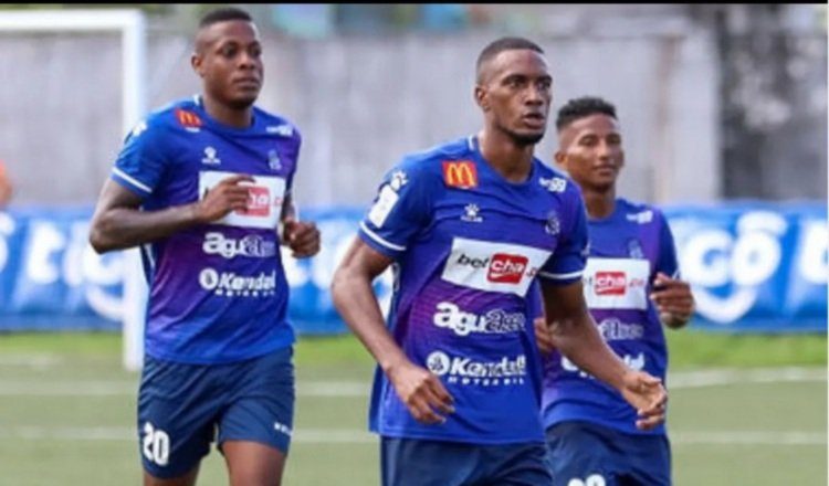 Jugadores de Árabe Unido. Foto:LPF