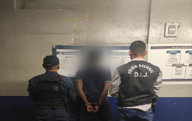 El joven de 19 años estuvo presuntamente implicado en una balacera donde hubo un muerto y cuatro heridos. Foto. Diomedes Sánchez