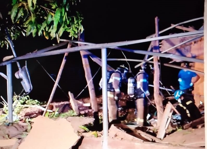 Extraoficialmente se conoció que se pudo tratar de una explosión por manipulación de pólvora. Foto: Thays Domínguez