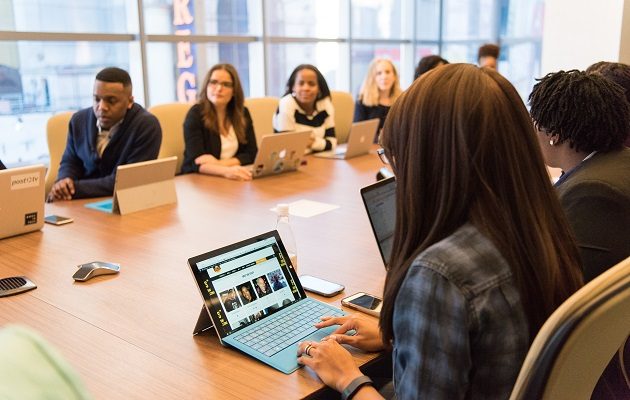 Los trabajadores actuales valoran  la posibilidad de organizarse y trabajar a su ritmo. Foto: Pexels