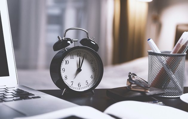 La noche está asociada con un aumento de los comportamientos impulsivos. Foto. Pexels