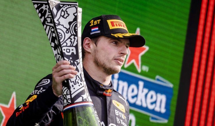 Max Verstappen, ganó  en su propia casa. Foto:EFE