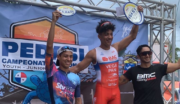 Peter Vega se lleva la triatlón de Pedasía. Foto: Cortesía