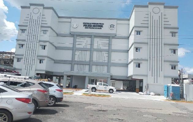 Este nuevo cuartel, tiene cuatro plantas, con todas las adecuaciones que necesita la entidad de seguridad. Foto. Diomedes Sánchez