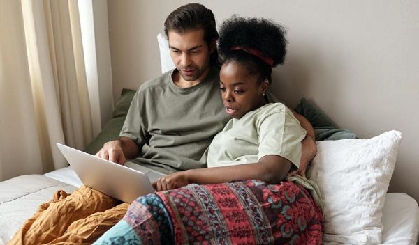 Las relaciones sexuales ayuda a aliviar la tensión y a reducir el estrés. Foto: Ilustrativa / Pexels