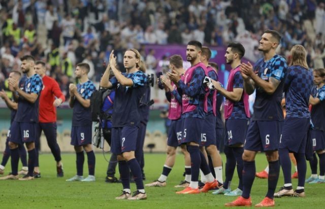 Jugadores de Croacia van por el tercer lugar ante Marruecos. Foto:EFE