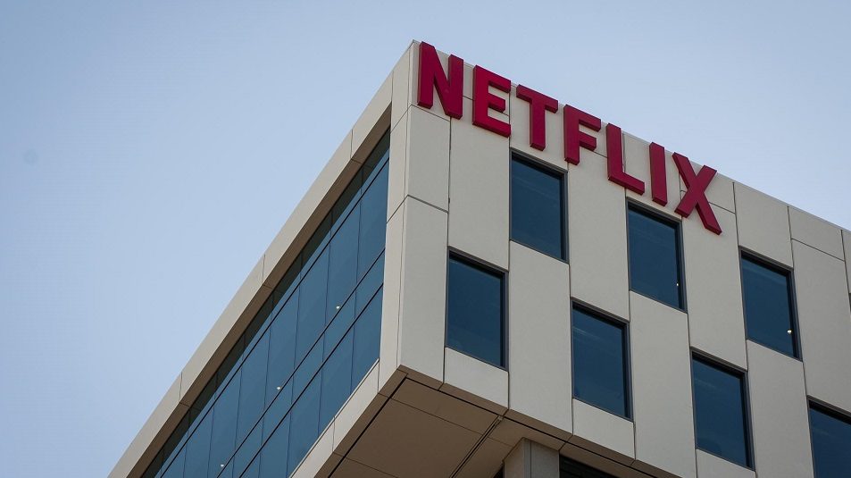 La guerra entre las plataformas que emiten en continuo cada vez se complica más a medida que aumentan los competidores. Foto: EFE