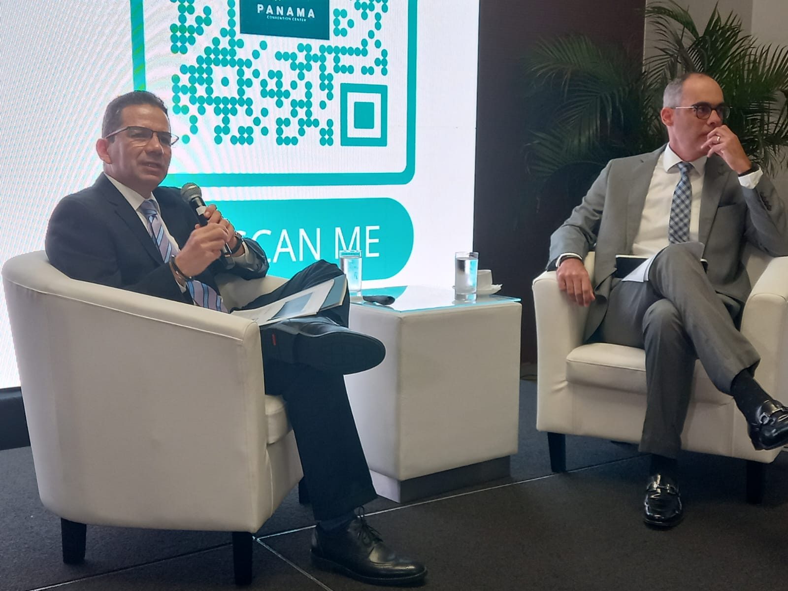 Rodolfo Del Valle, director general del centro, y Freddy Rodríguez, gerente de ventas. Foto: Francisco Paz